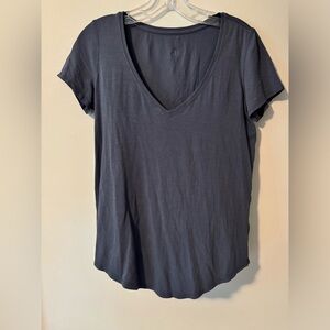 Lululemon V Neck Love Tee Short Sleeve Size 4